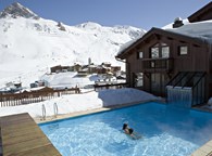 ACCESS TO SPA AND NORDIC SWIMMING POOL OF THE HOTEL