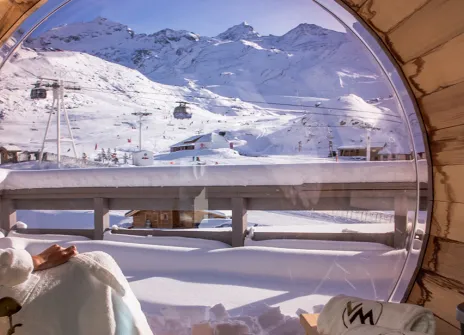 Appartement 63m² cheminée 2 chambres 4 personnes + sauna- residence montana lodge 5 étoiles val thorens 